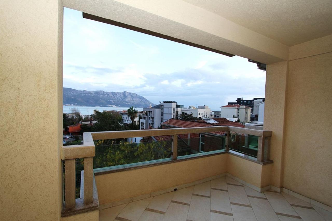 Luxury Apartment Big Blue Budva Luaran gambar