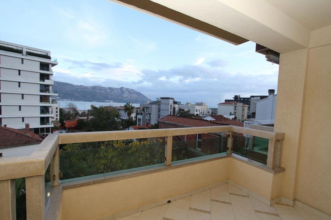 Luxury Apartment Big Blue Budva Luaran gambar